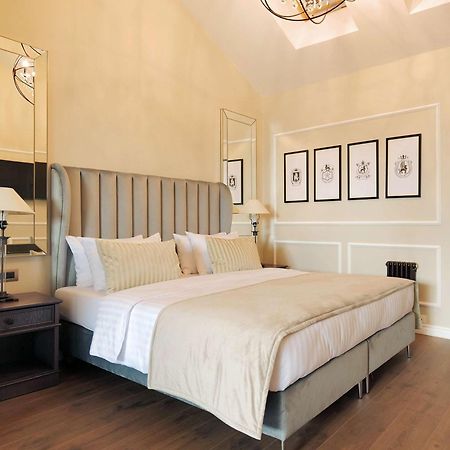 Best Western Plus Market Square 利沃夫 外观 照片